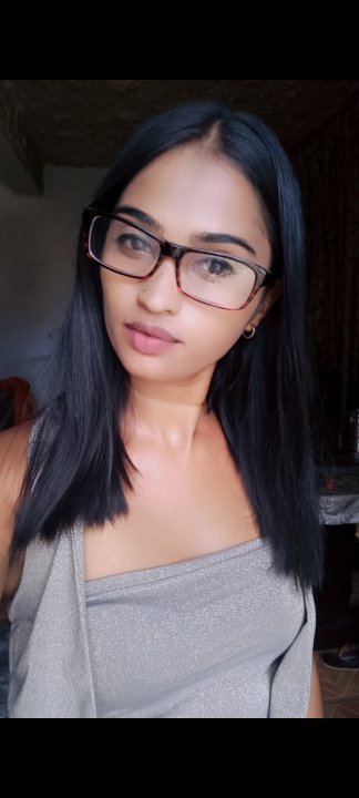 Henosa Desdemona - Anglais, Hindi tutor