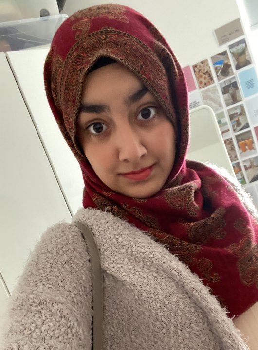 Aimen Ummay - Anglais, Biologie, Science sociale tutor