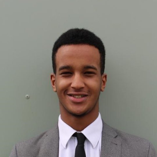 Mohamedhaji Ayub - Mathématiques, Anglais, Économie tutor