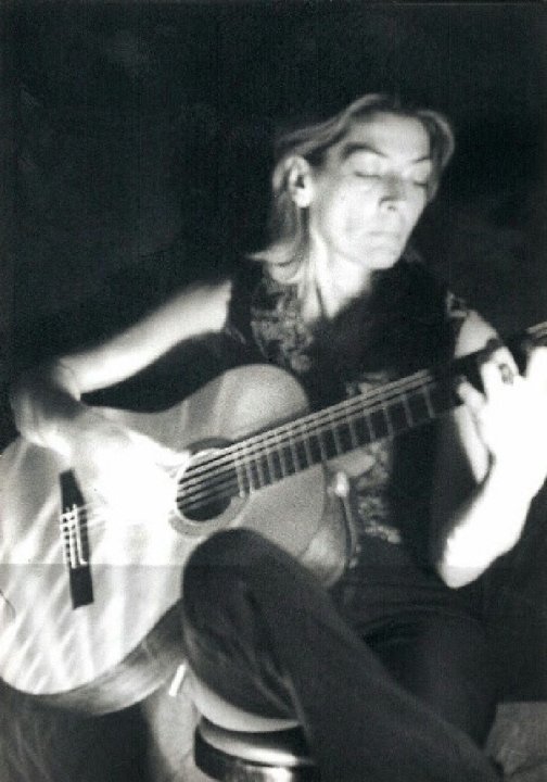 Dora - Guitare, Solfège, Français tutor