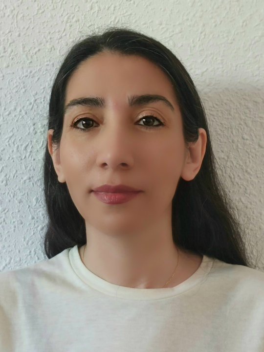 Mehrabi Reihaneh - Mathématiques, Anglais tutor