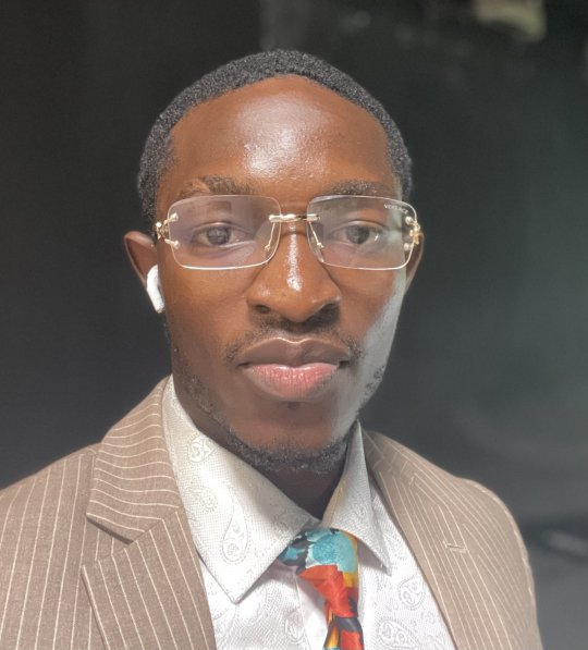 Olanrewaju Taiwo - Anglais, Mathématiques, Physique, Chimie, Biologie tutor