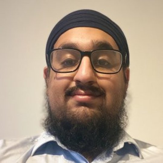 Singh Harjinder - Chimie, Mathématiques, Physique tutor