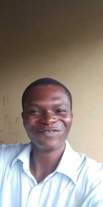 Ademosu Oladayo - Mathématiques, Physique, Chimie tutor