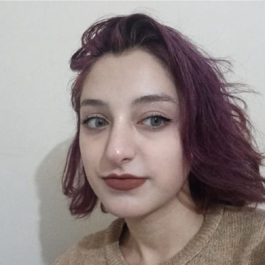 Gamze Deniz Berfin - Anglais tutor
