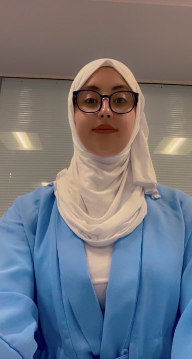 Ikram - Arabe, Français, Informatique tutor