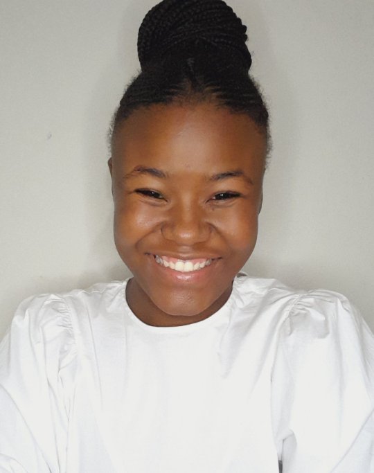 Mokgonase Leah - Anglais, Études de commerce, Géographie tutor
