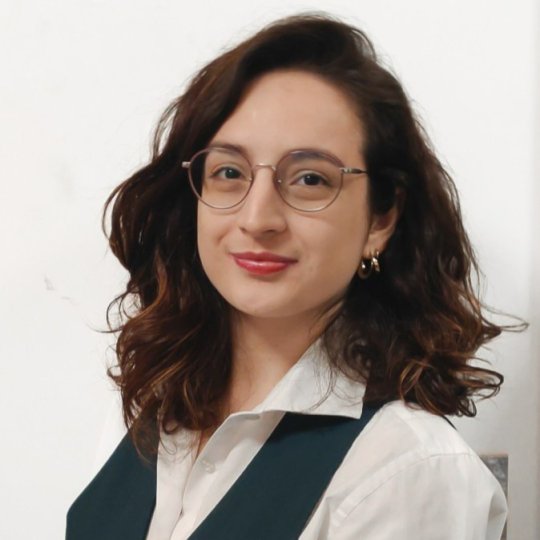 Tria Rowena - Anglais, Italien tutor