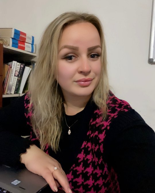 Sula Marjana - Anglais, Français tutor
