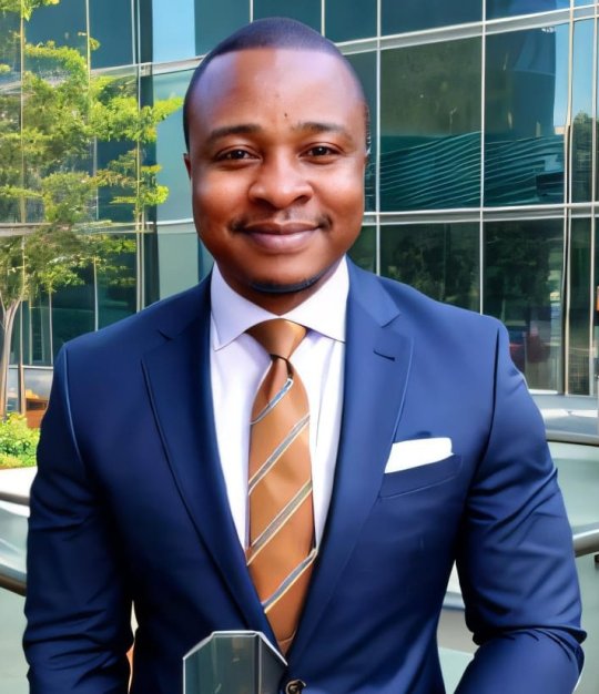 Kolawole Olaleye - Anglais, Mathématiques tutor