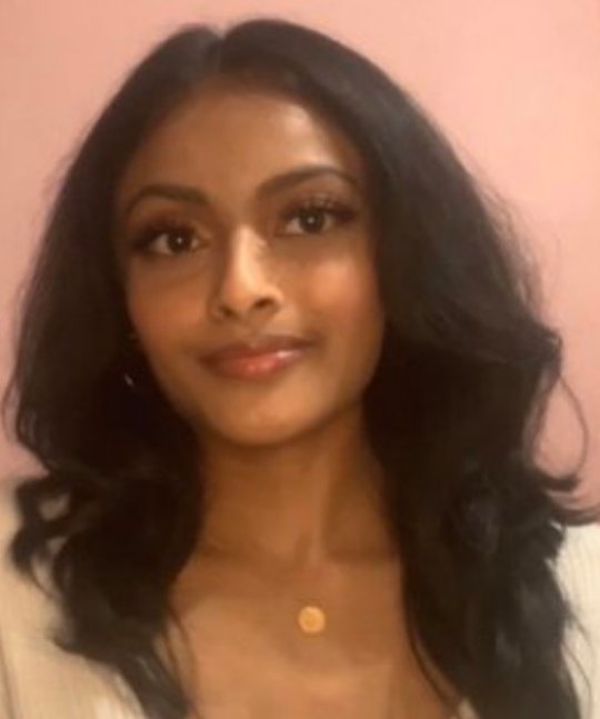 Anjali Anjali - Mathématiques, Chimie, Biologie tutor