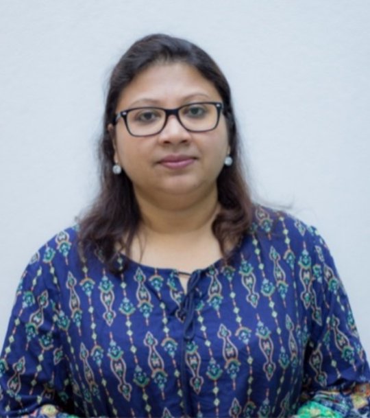 Bhattacharya Reshmi - Biologie, Anglais, Allemand, Mathématiques tutor